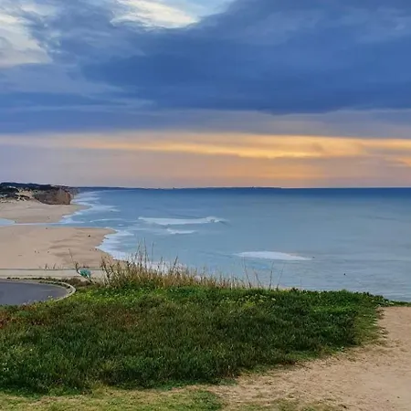 Casa Mikali Tatil Evi Alfeizerão